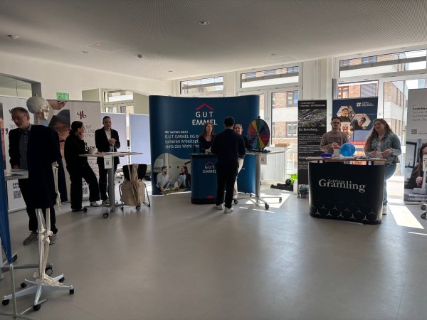 Race to Future Race to Future